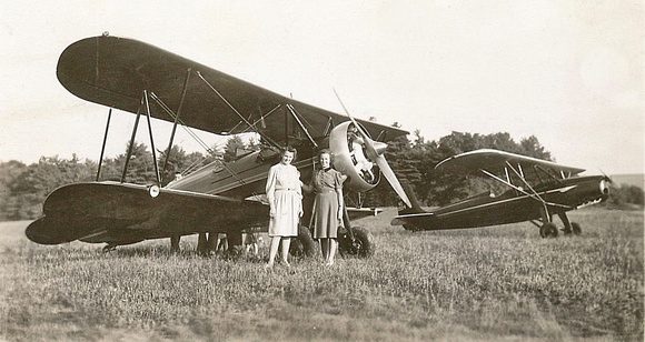 1940 FAA738 FLYING MACHINES