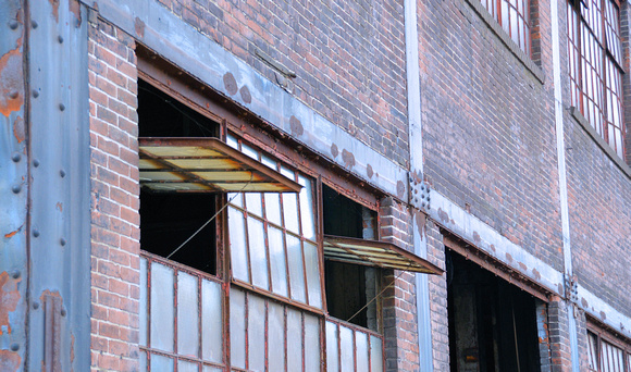 2014 FAA2776 STEEL FACTORY