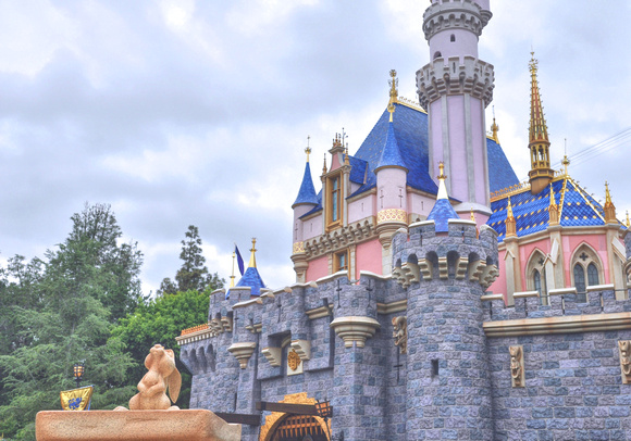 2019 FAA1929 Hidden Disney Magic